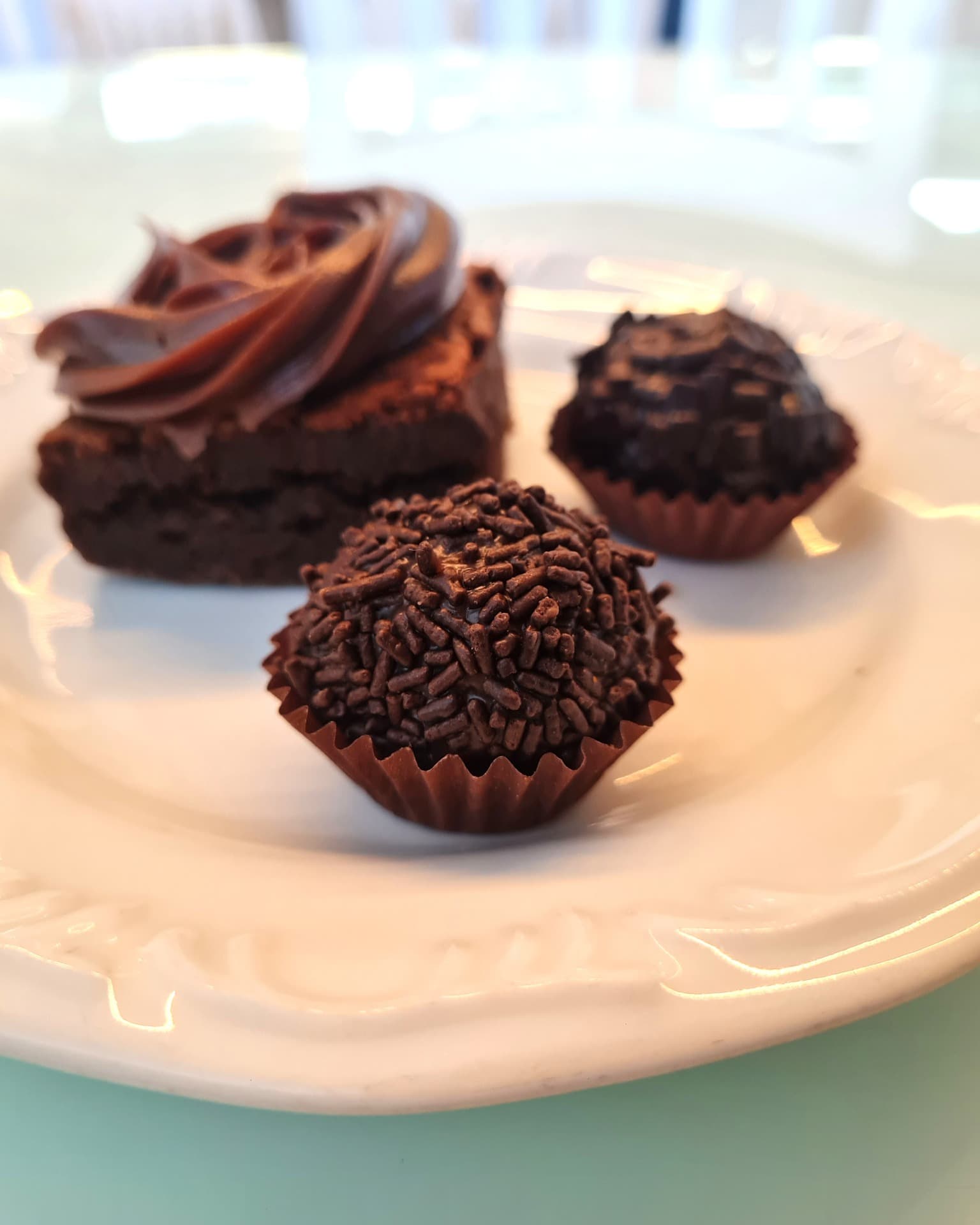 Brownie com brigadeiros